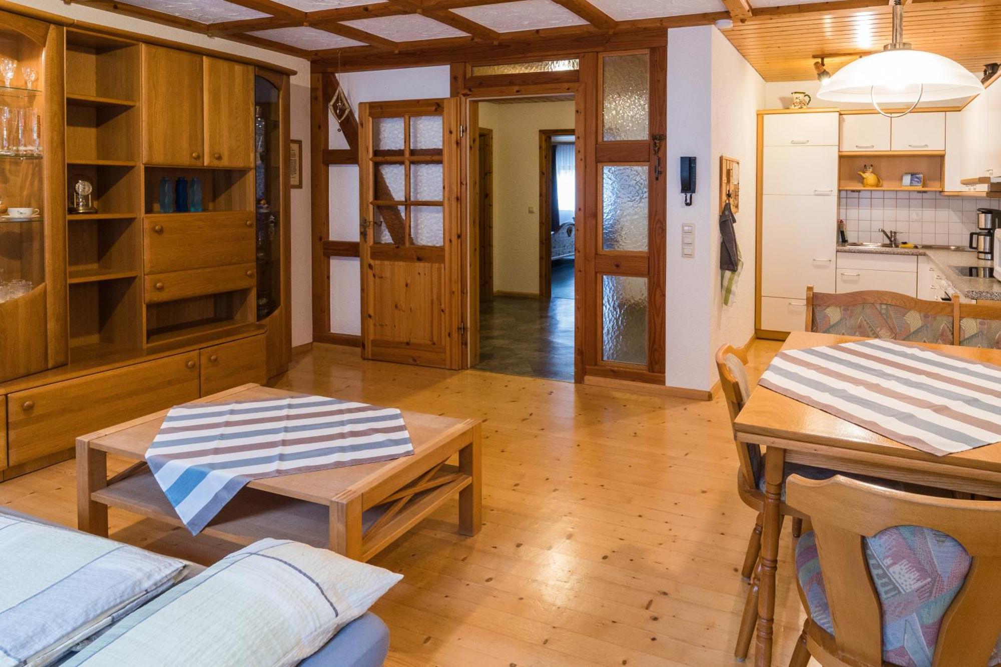 Ferienwohnung Jasmin วีเดน ภายนอก รูปภาพ